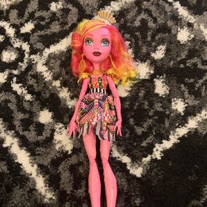 Monster high doll- GOOLIOPE JELLINGTON, 17 inches!